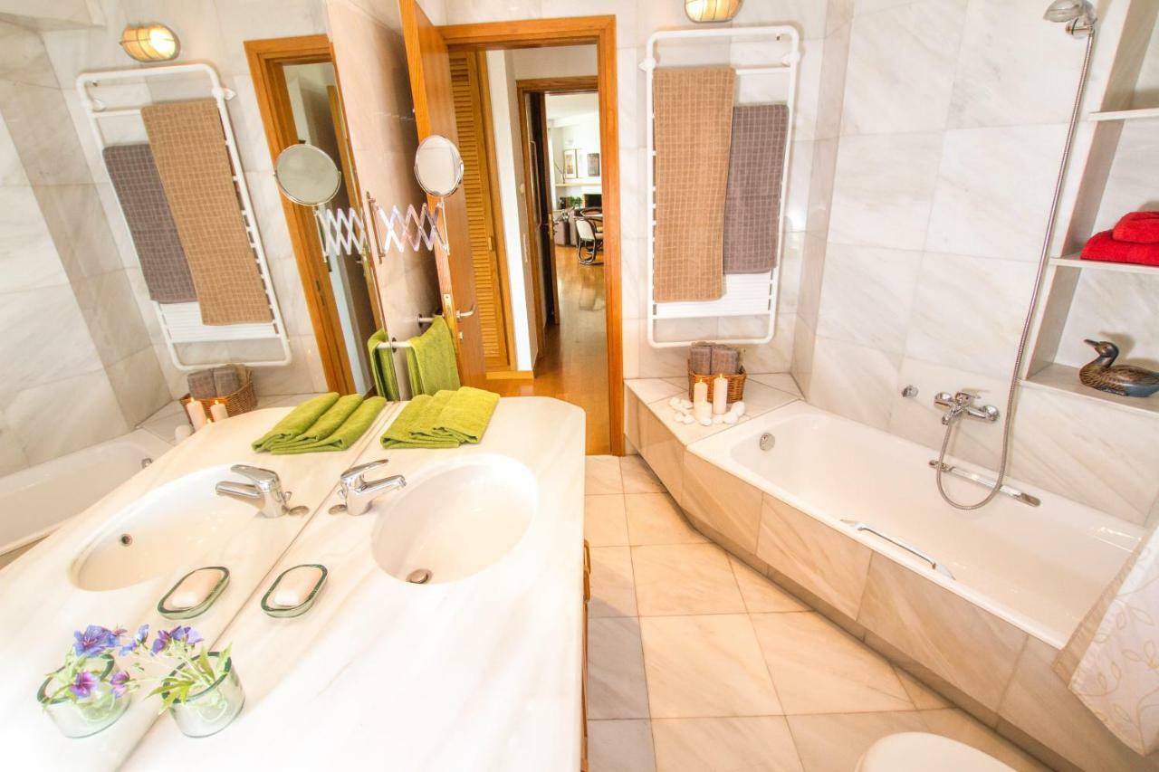 Luxurious - Sea View! * Athens